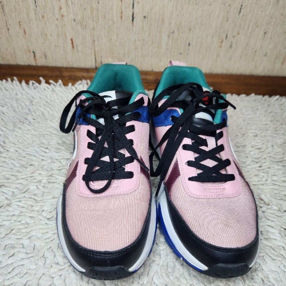 Champion Sneakers